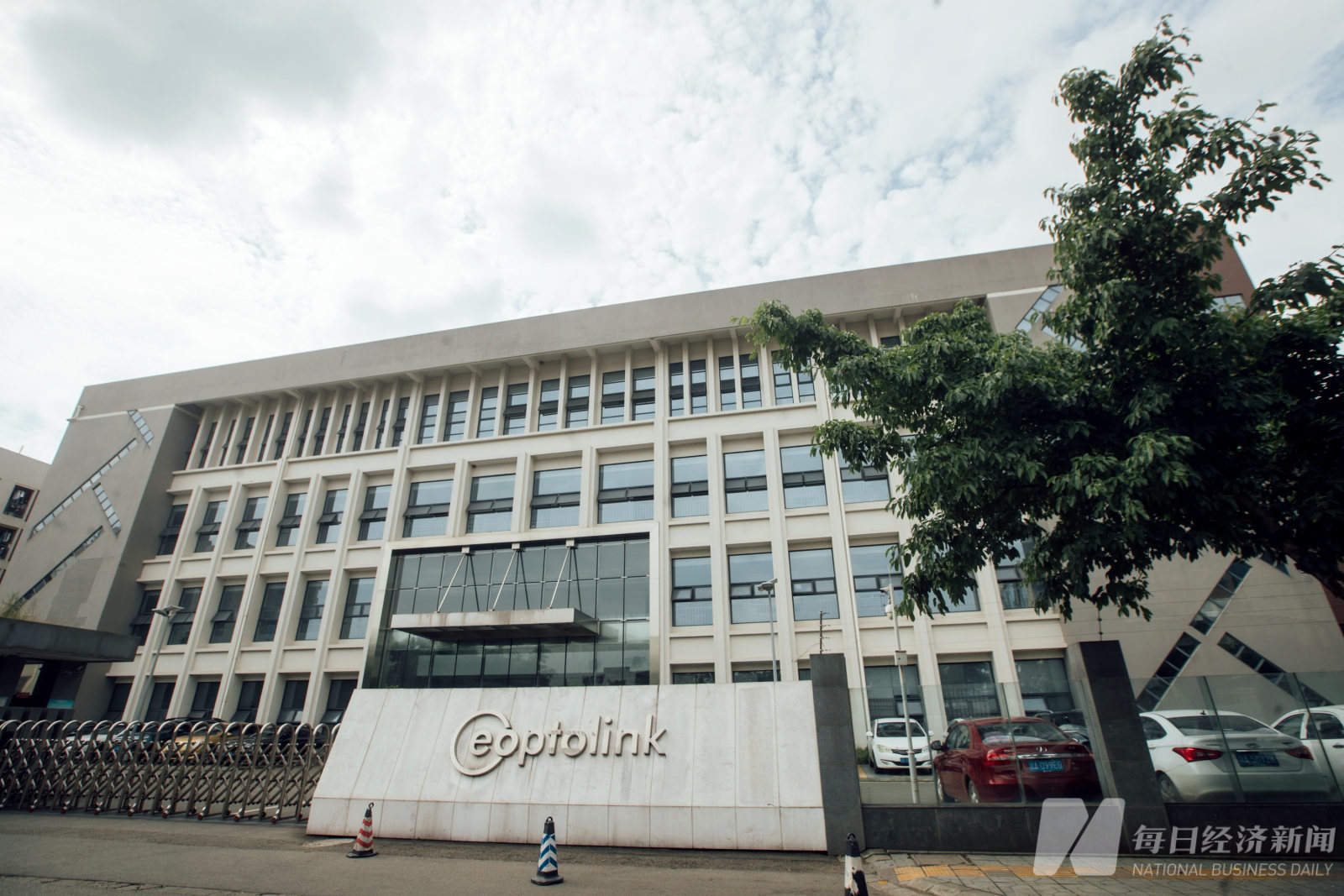 新易盛6000亿元市值背后，成都的“光”做对了什么？ (http://www.hilij.com/) p 第4张